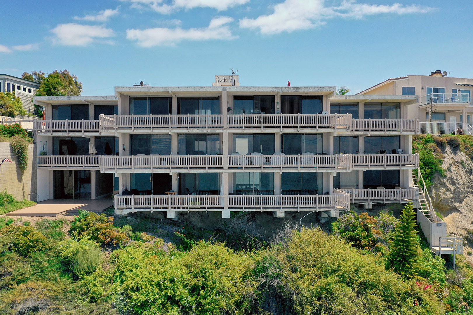 Cliff View from the front